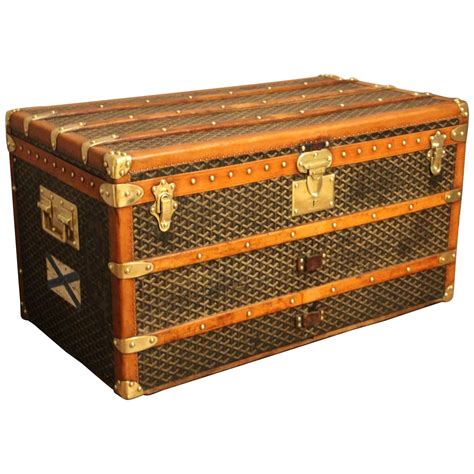 vintage goyard trunk price.